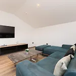 Relax 3bdr With Terrace And Bbq Zadar