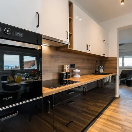 Relax 3bdr With Terrace And Bbq Apartment Zadar