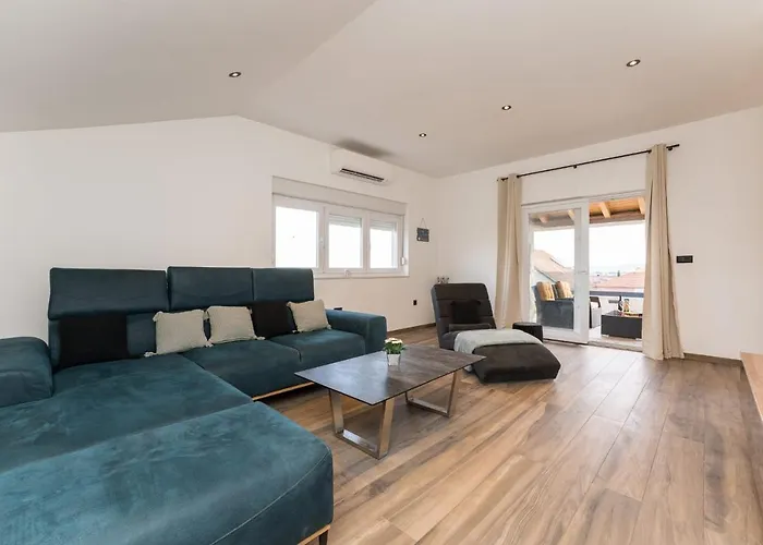 Relax 3bdr With Terrace And Bbq Apartment Zadar